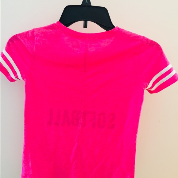 Hot pink shirt for girls - Picture 2 of 2